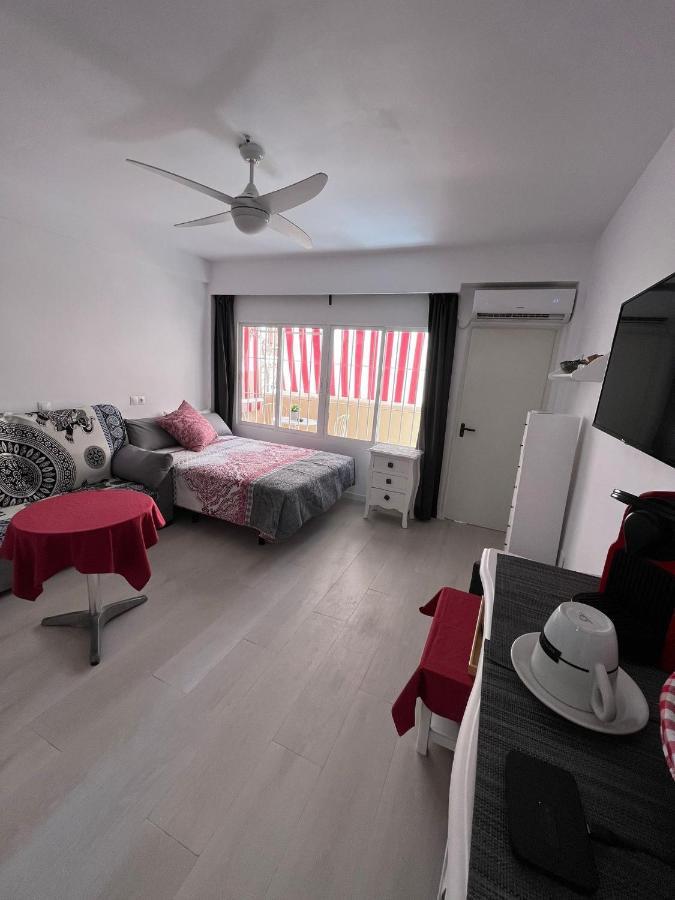 Estudio Romantico La Carihuela Τορρεμολίνος Εξωτερικό φωτογραφία